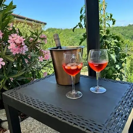 La Pergola Deluxe Dom wakacyjny Gavi